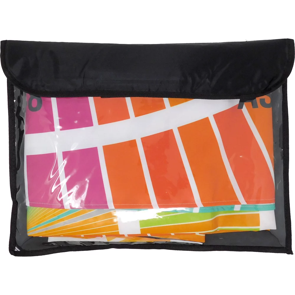 Nappe plate à 4 côtés - convient à une table standard de 6 pieds : Polyester