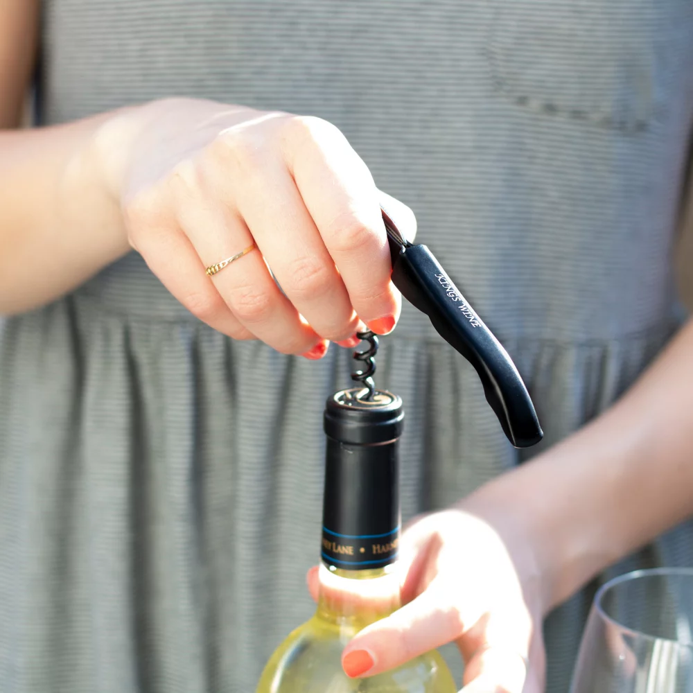 Tire-bouchon avec lame