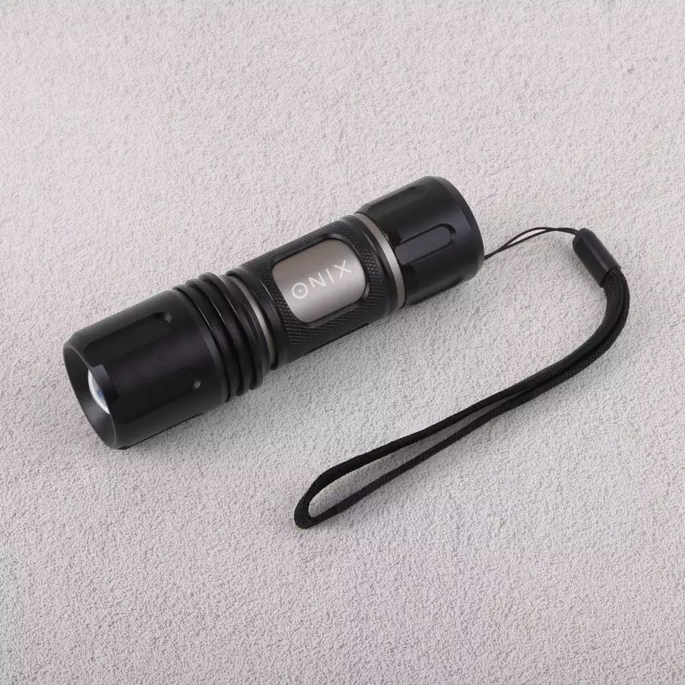 MiniZoom Tactical Flashlight