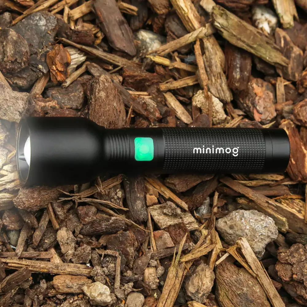 Lampe de poche rechargeable à zoom Renew Extreme