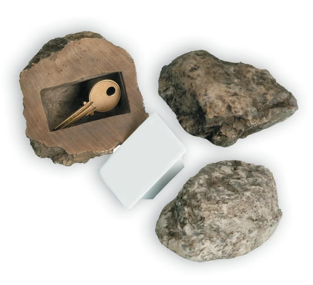 Porte-clés de secours en forme de rocher