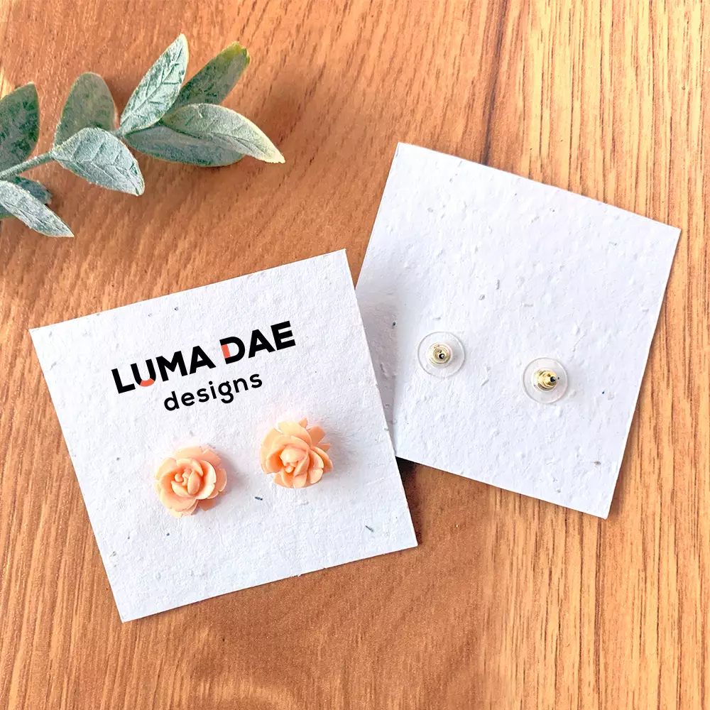 Cartes de boucles d'oreilles en papier ensemencé à une face