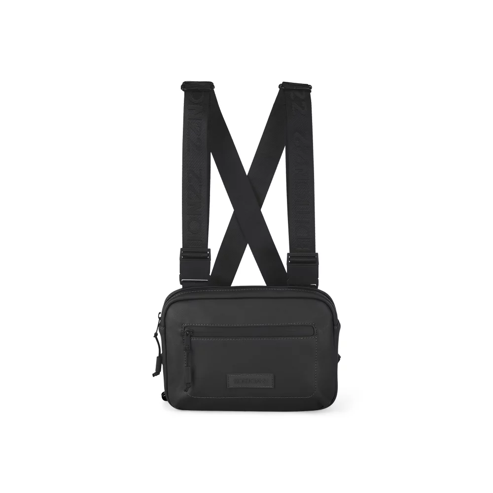 Bugatti-E22- Vision- Frontal crossbody bag