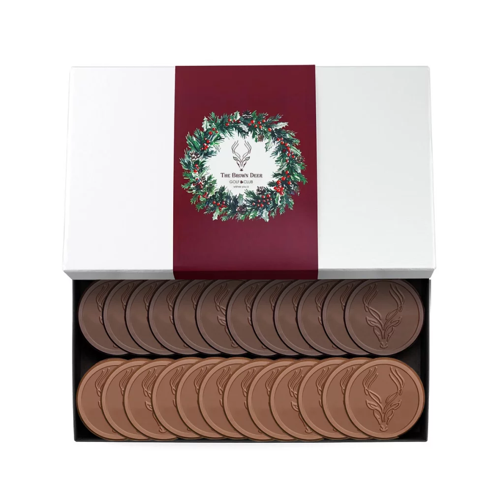 24 cookies garnis de chocolat dans une grande boîte