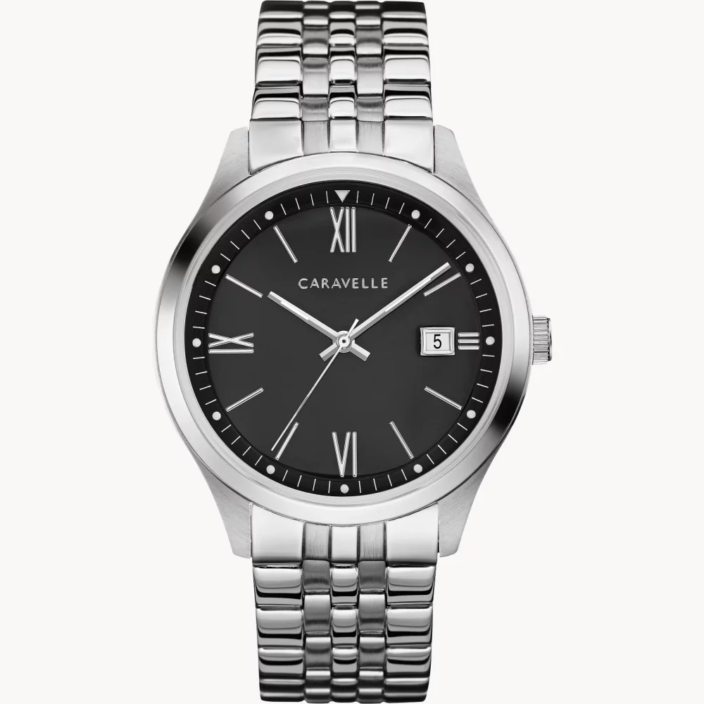 Montre habillée pour homme de la collection Caravelle® avec cadran rond noir et bracelet en argent.