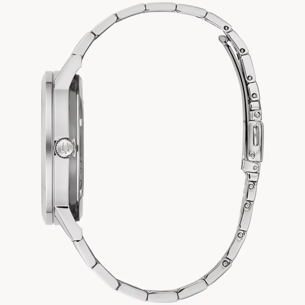 Montre automatique américaine Bulova® Classic Collection pour hommes, bracelet en argent avec cadran à ouverture bleue.
