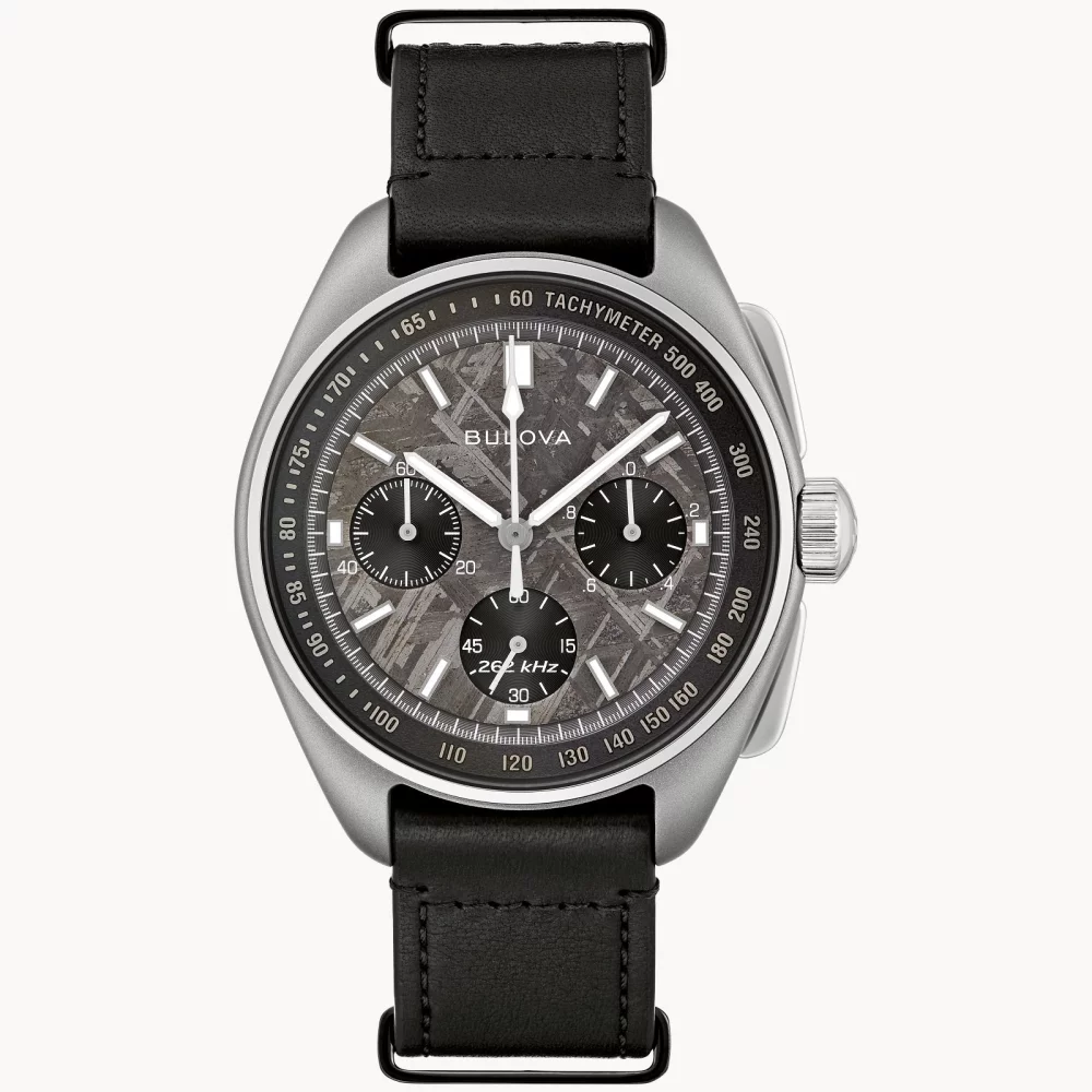 Montre chronographe pilote lunaire de la série Archive de Bulova®
