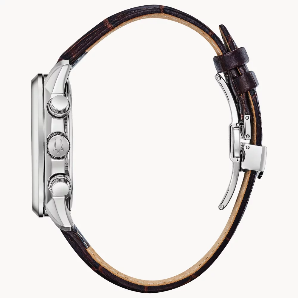Montre chronographe pour hommes de la collection classique Bulova® Sutton avec accents en or rose.