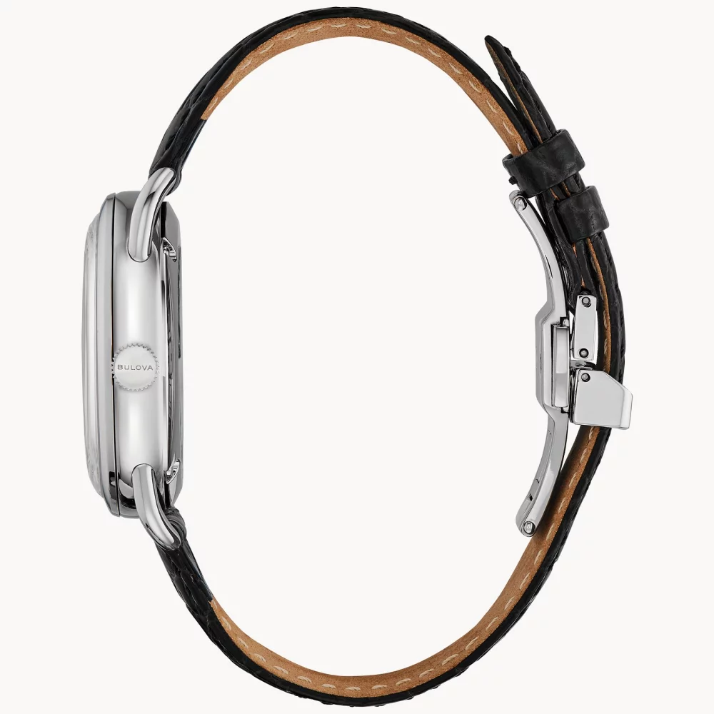 Montre automatique Commodore pour homme de la collection Joseph Bulova® avec bracelet en cuir argenté.