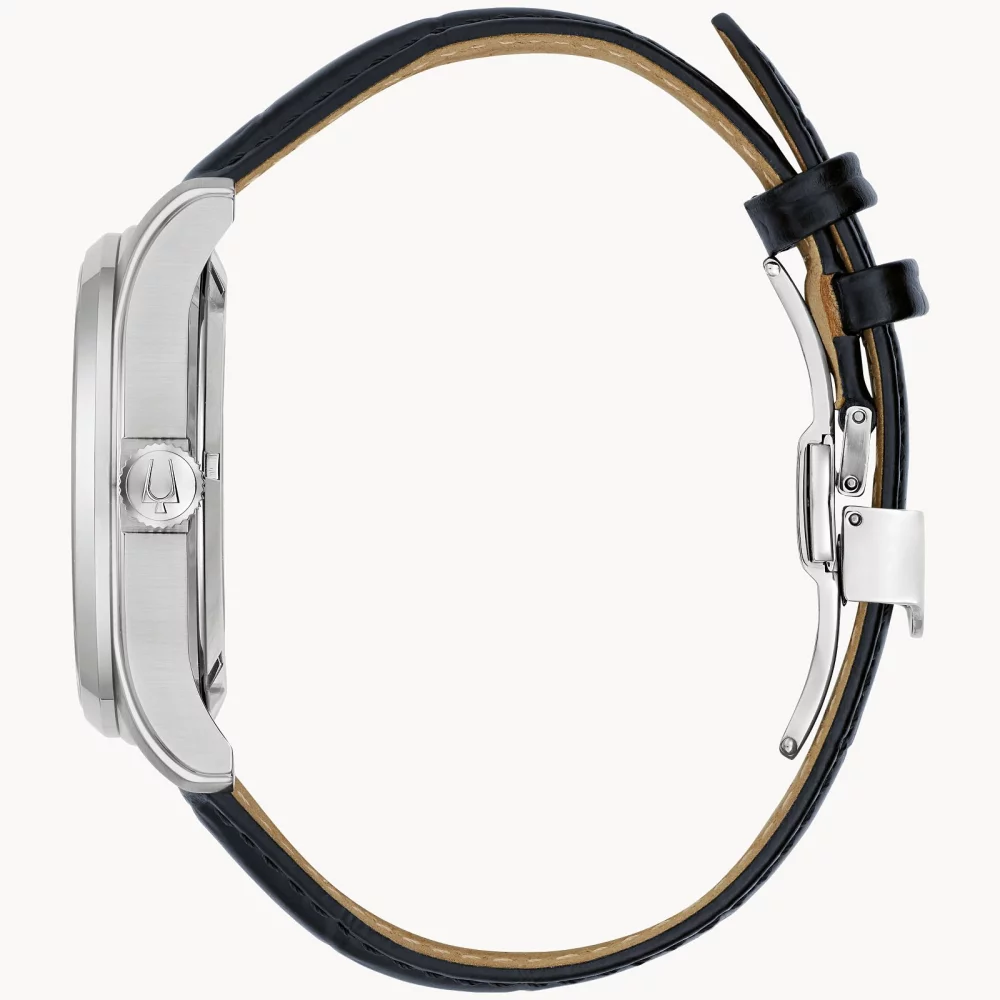 Montre automatique GMT Bulova® Classic Collection pour homme avec cadran argenté et carte du monde