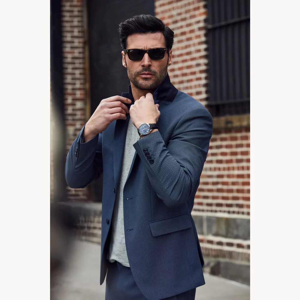 Montre automatique GMT Bulova® Classic Collection pour homme avec cadran argenté et carte du monde