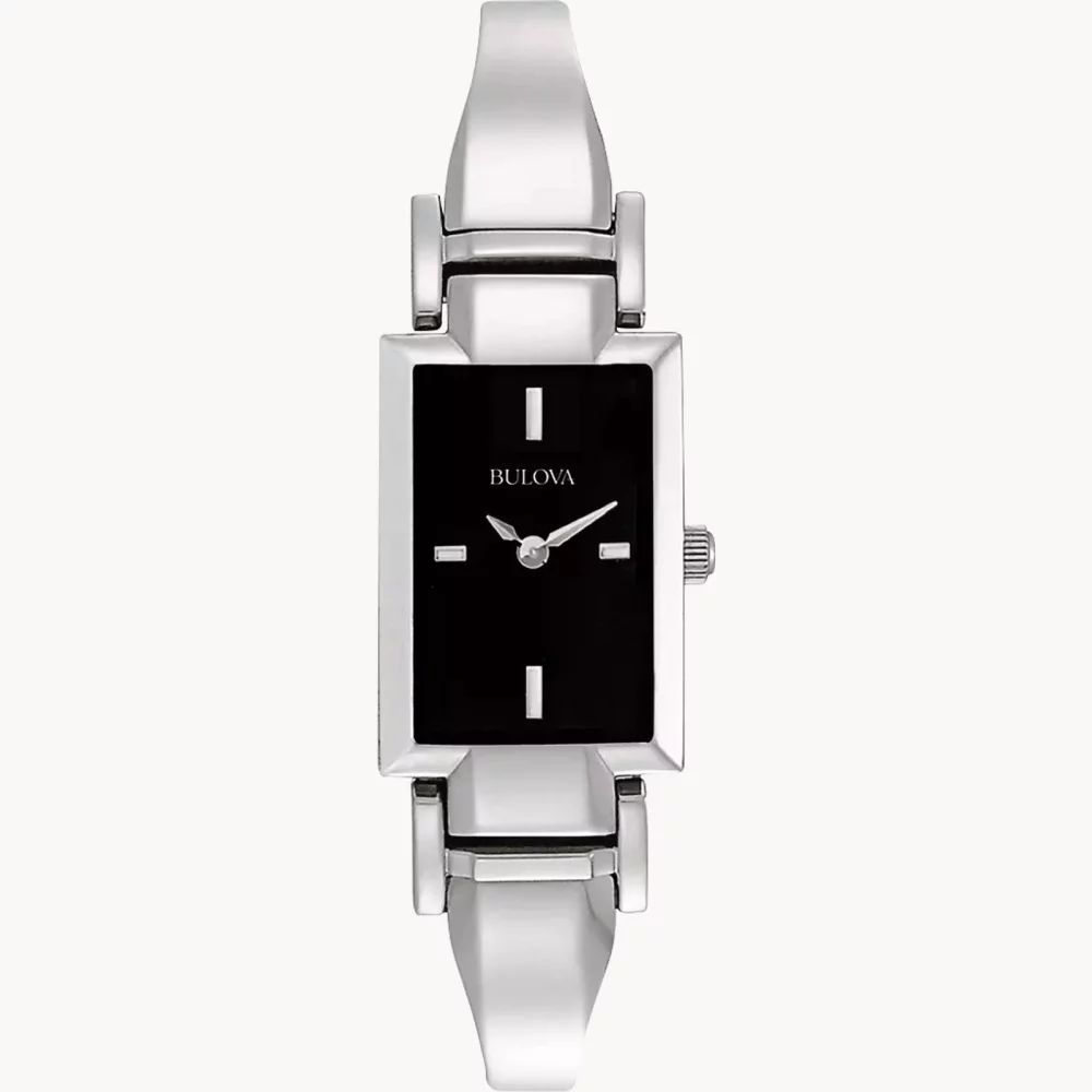 Montre pour femme de la collection classique Bulova® avec cadran rectangulaire noir