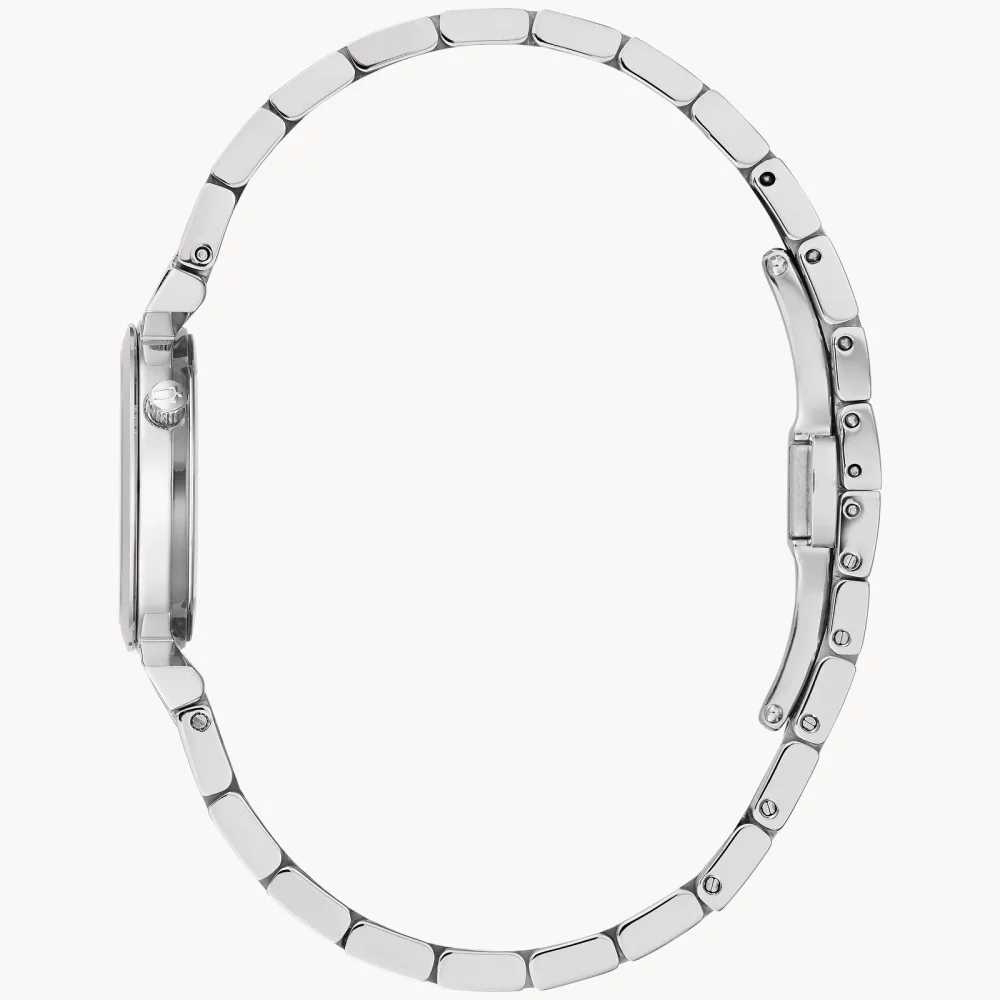 Montre Bulova® Classic Collection pour femmes, modèle Regatta en argent avec cadran en nacre.