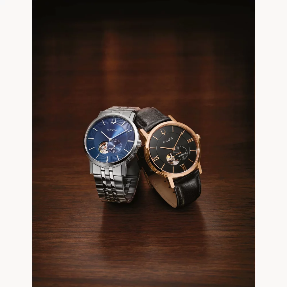 Montre automatique américaine Bulova® Classic Collection pour hommes en or avec bracelet en cuir