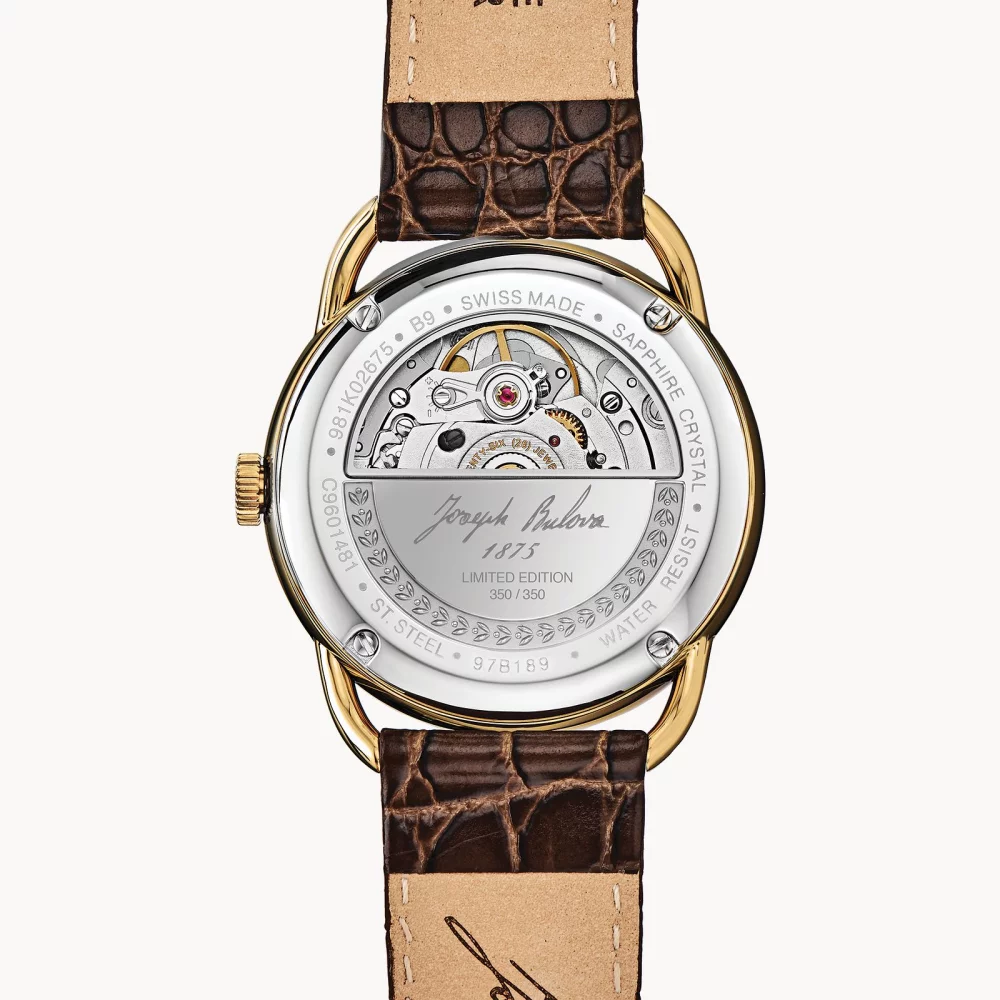 Montre automatique pour homme de la collection Joseph Bulova® Commodore en or.