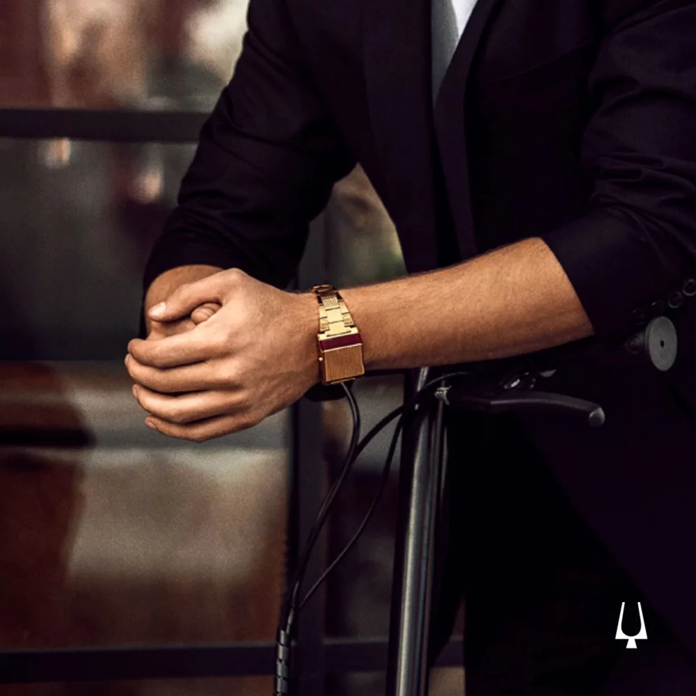 Montre homme Bulova® de la collection Computron en or