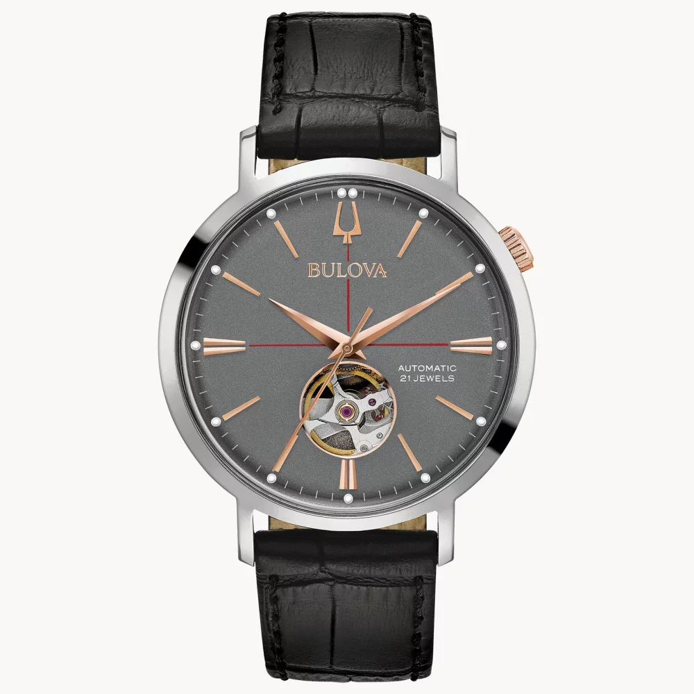 Montre automatique Bulova® Classic Collection pour hommes Aerojet en argent avec des accents en or rose.