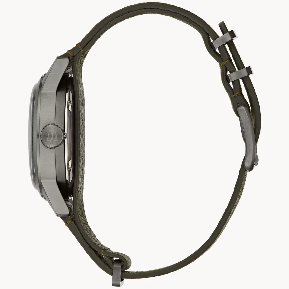 Montre automatique Bulova® de la collection militaire pour hommes avec bracelet en cuir vert