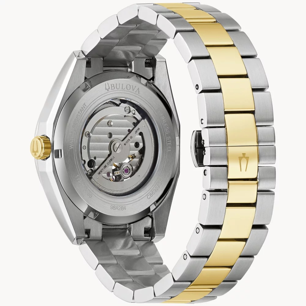 Montre automatique pour homme de la collection classique Bulova® Surveyor à deux tons avec cadran à ouverture argentée.