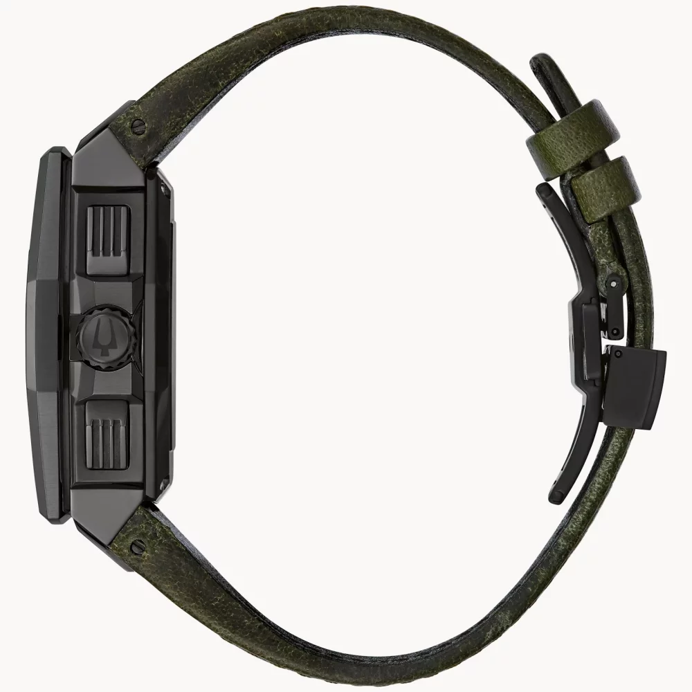 Montre noire pour homme de la collection Bulova® Series X SE avec bracelet en cuir vert.
