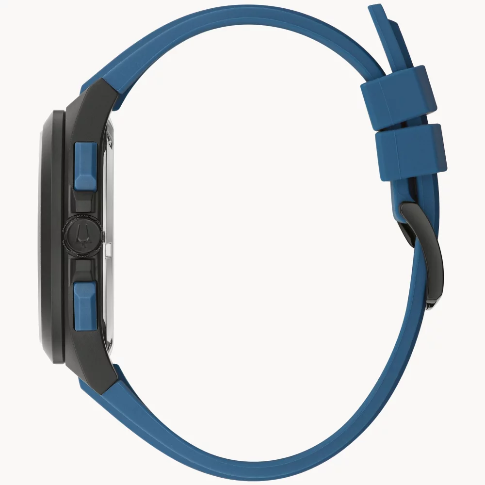 Montre chronographe noire pour homme de la collection Bulova® Maquina avec bracelet en silicone bleu.