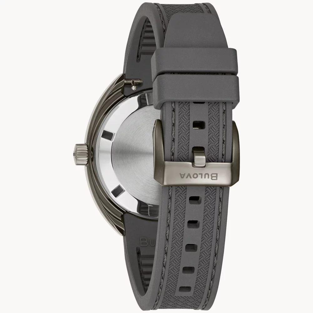 Montre automatique GMT grise pour homme de la collection Bulova® Oceanographer avec bracelet en silicone.