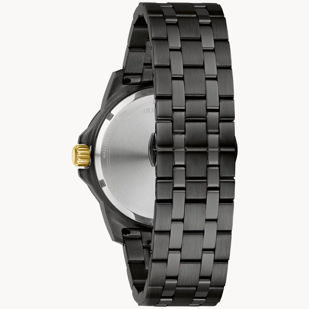 Montre noire pour homme de la collection Bulova® Marine Star® avec accents dorés.
