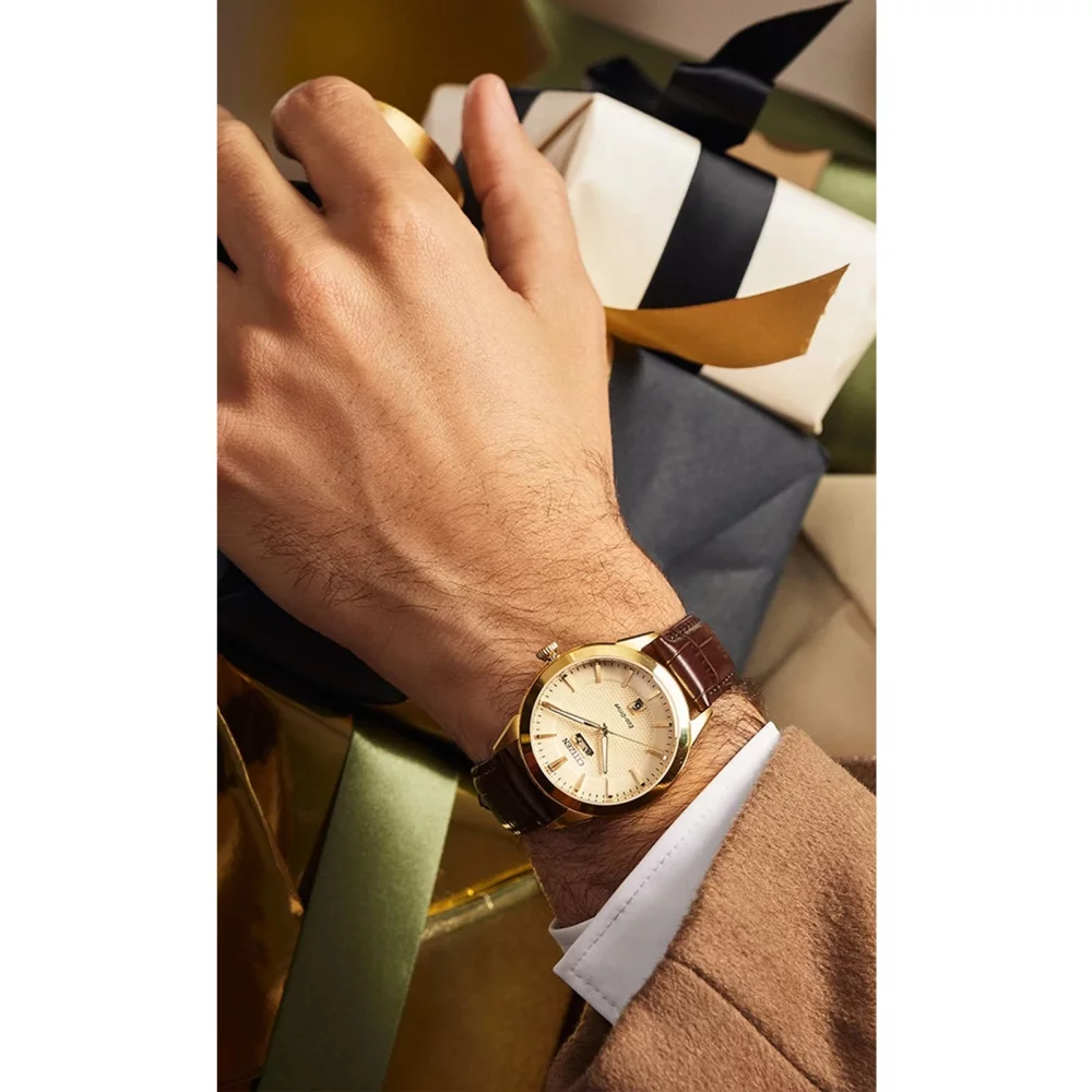 Montre analogique Citizen® pour homme en or Rolan