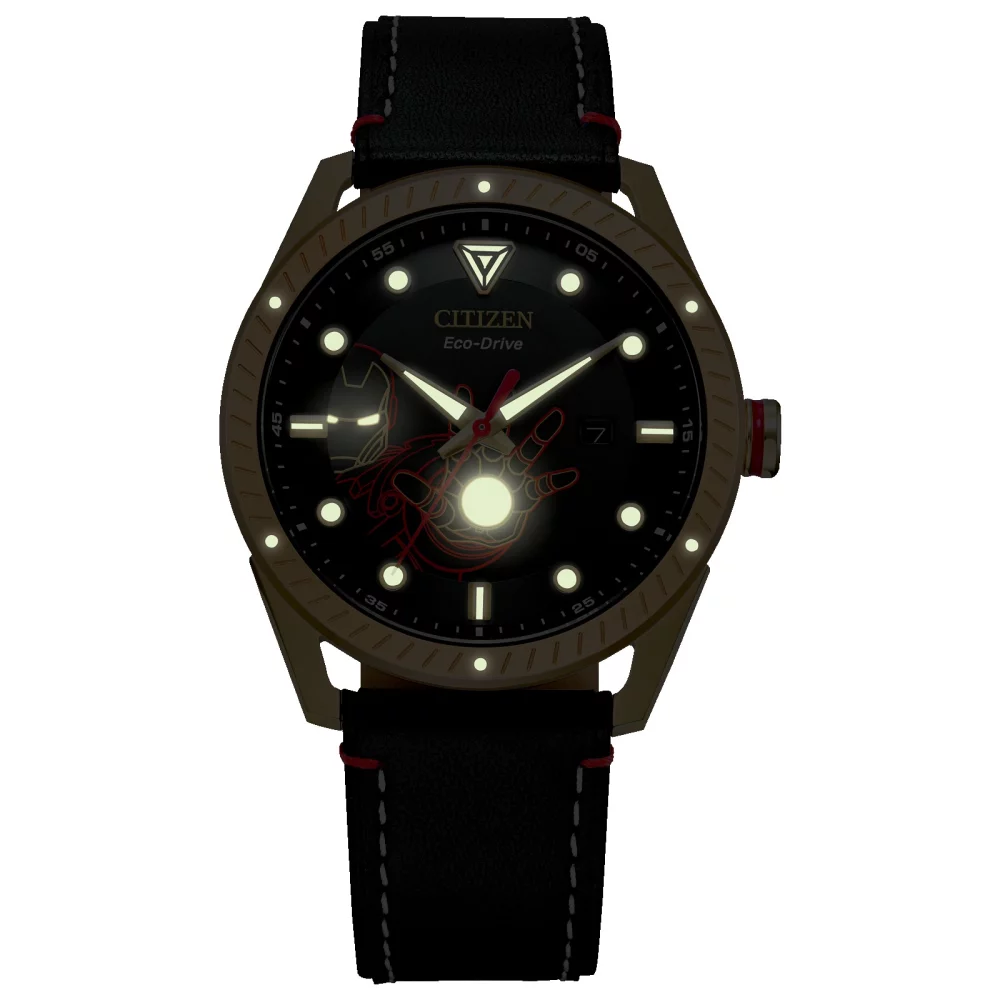 Montre Citizen® Marvel® Collection pour homme, Tony Stark en or avec bracelet en cuir.