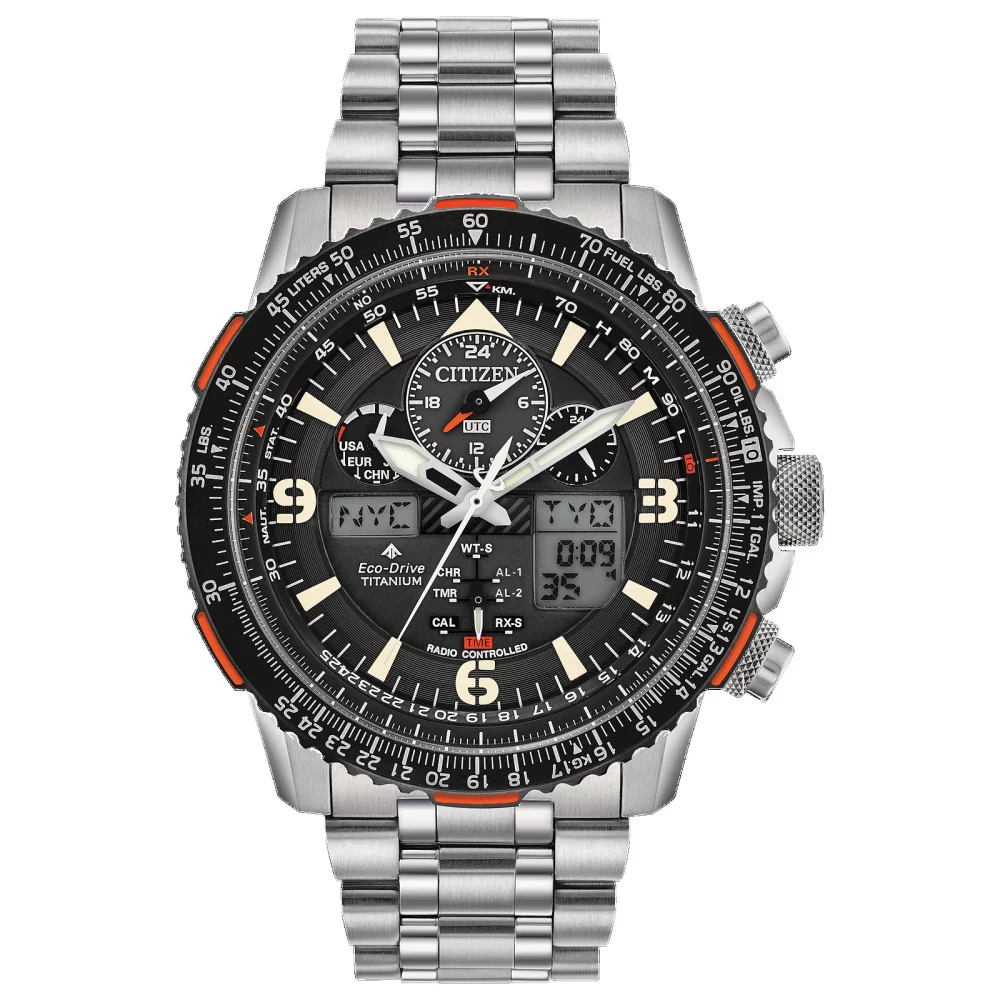 Montre Citizen® Promaster Air Collection Skyhawk A-T pour hommes avec accents orange.