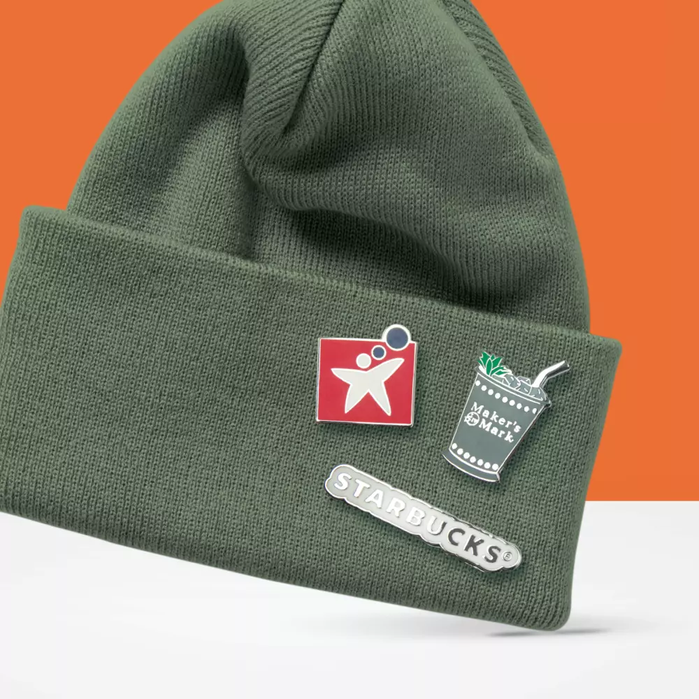 Épinglettes en émail dur (jusqu'à 1¼ pouce)