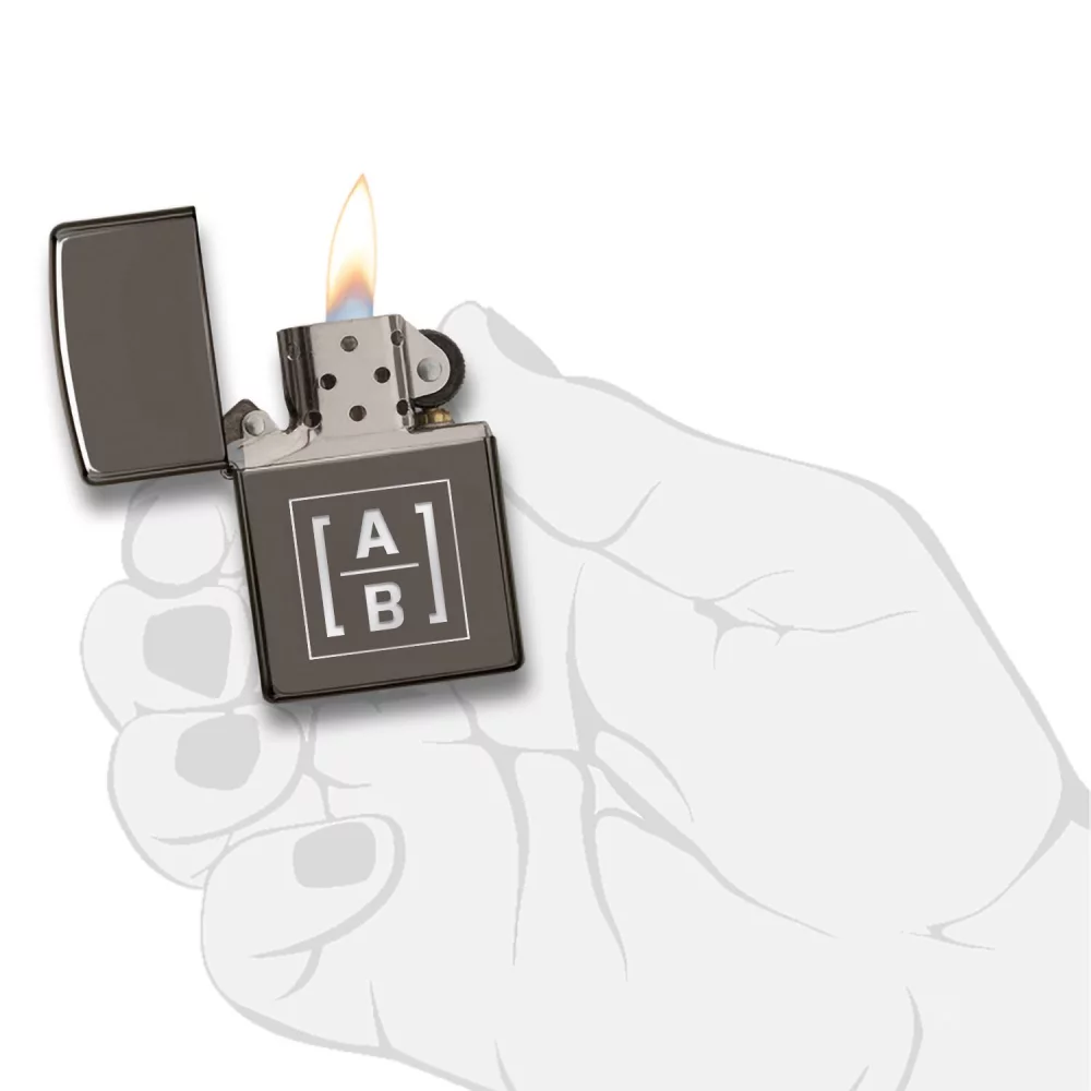 Briquet Zippo® Windproof noir classique à finition brillante High Polish Black Ice®