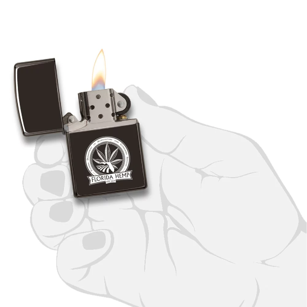 Briquet Zippo® coupe-vent noir hautement poli