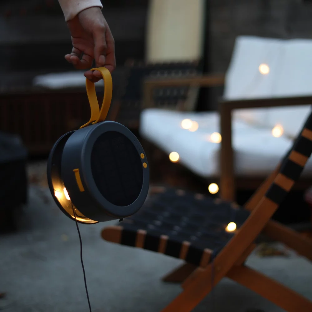 Luci Solar String Lights + Detachable Power Hub