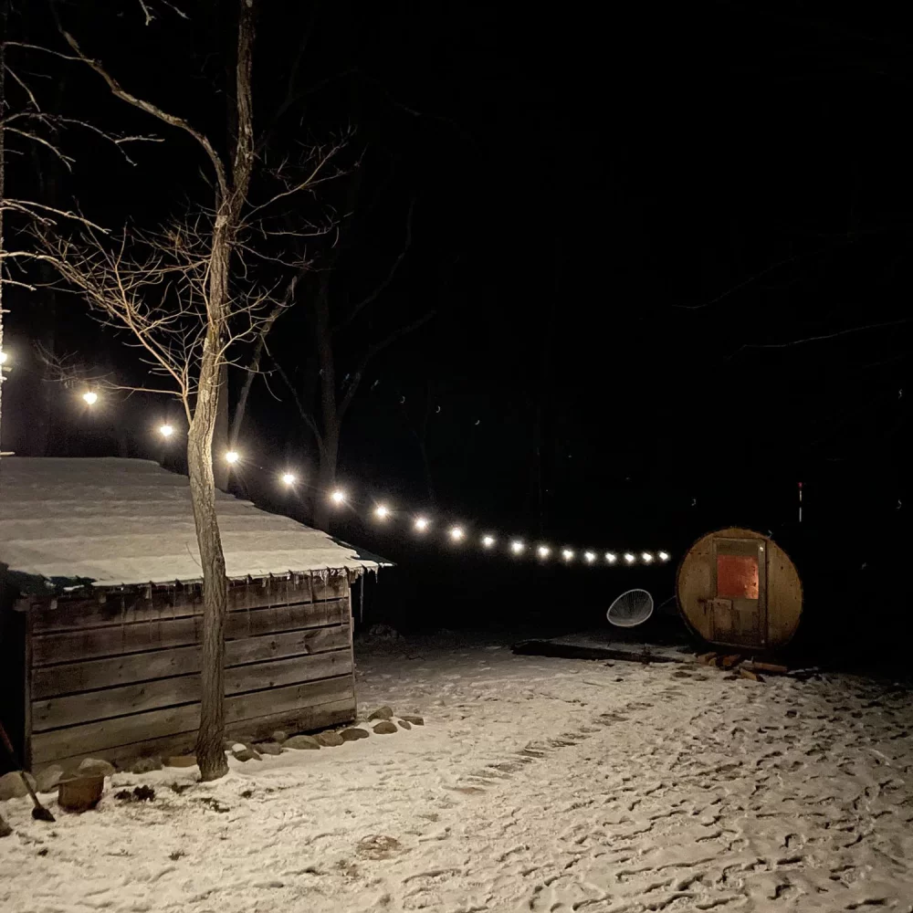 Guirlande lumineuse solaire Luci + Hub d'alimentation détachable