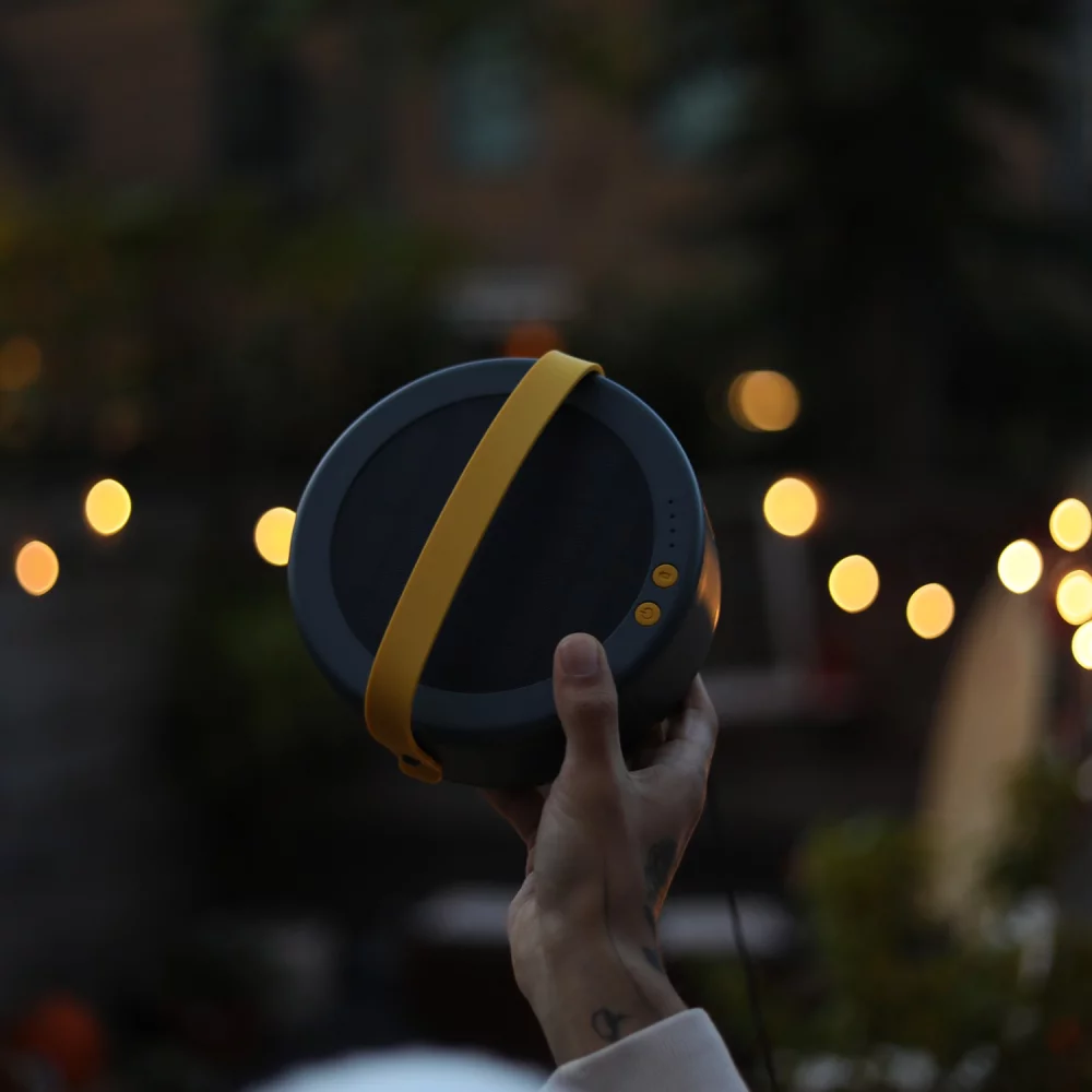 Guirlande lumineuse solaire Luci + Hub d'alimentation détachable