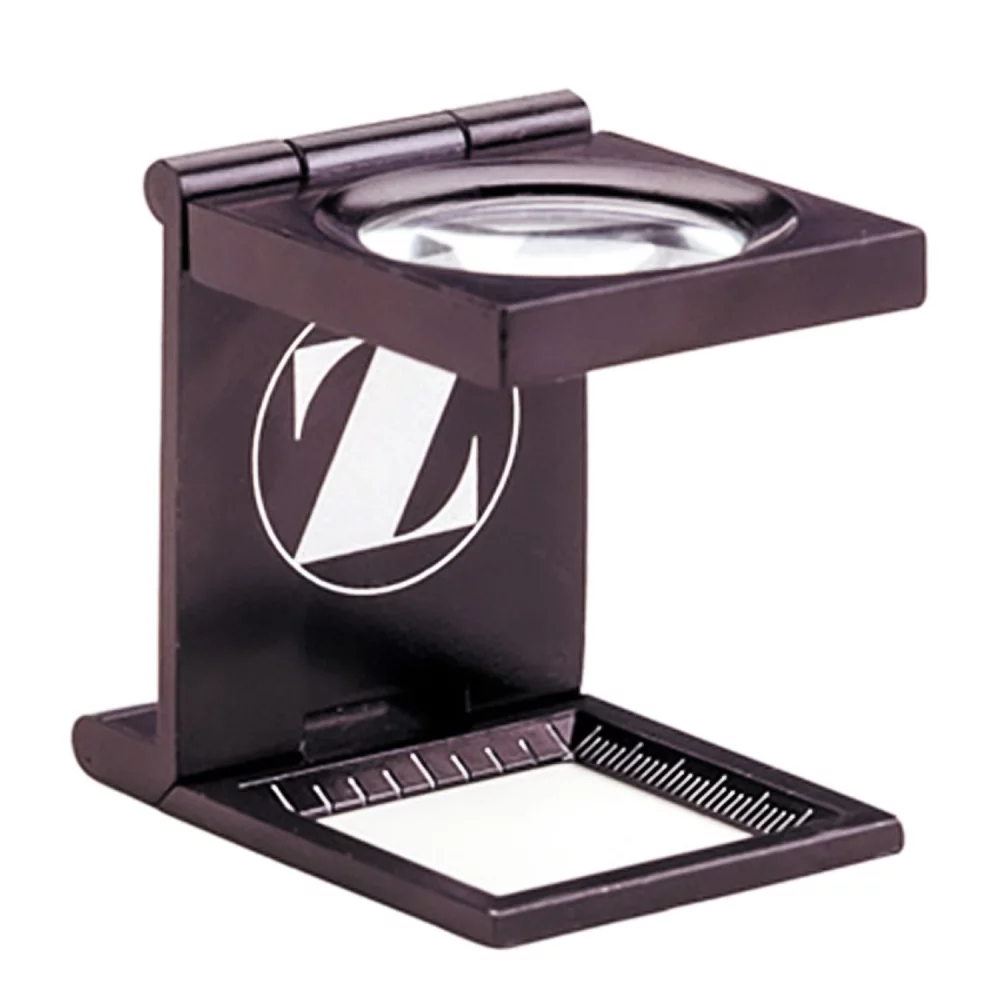 Loupe en métal noir
