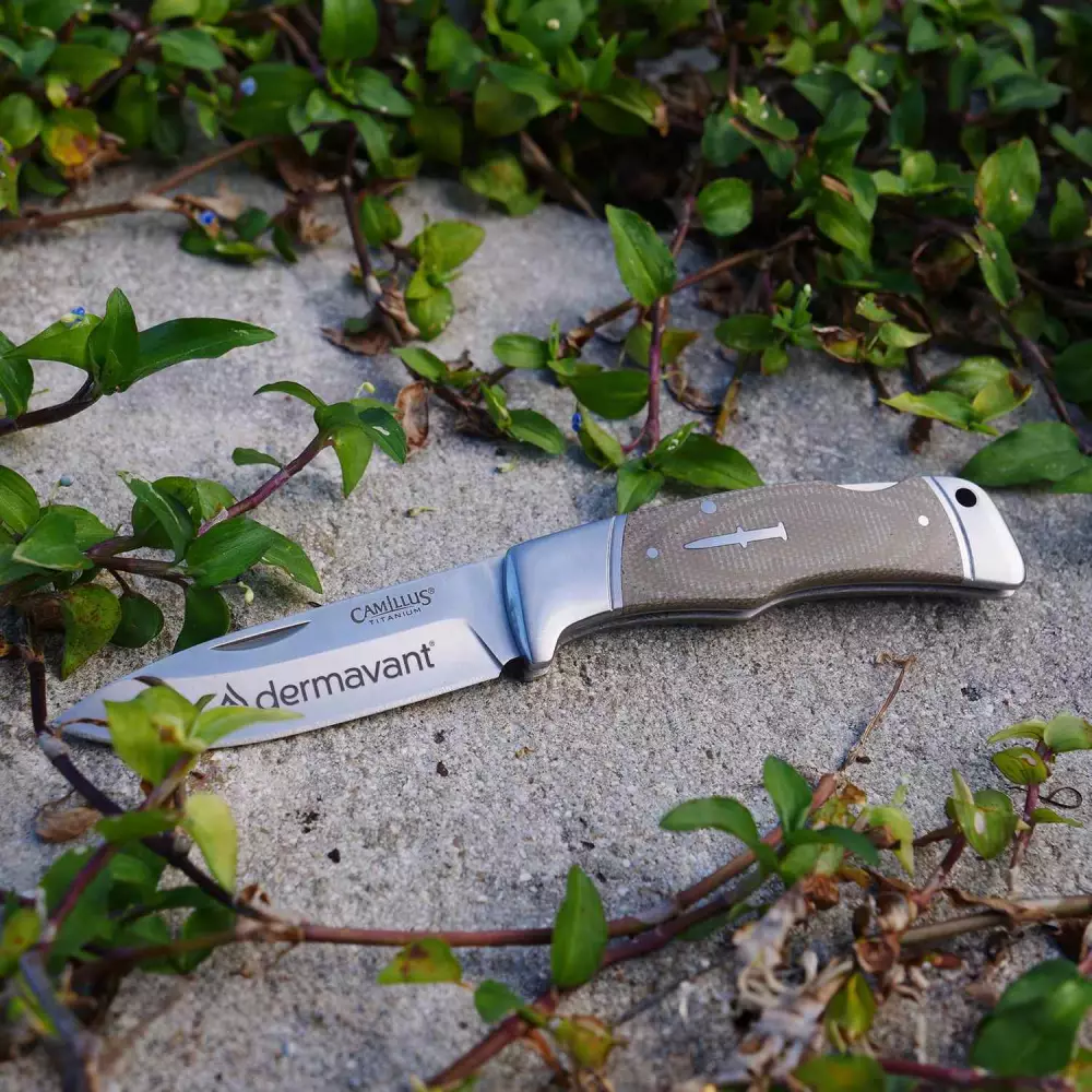 Couteau de poche à cran d'arrêt classique Camillus®