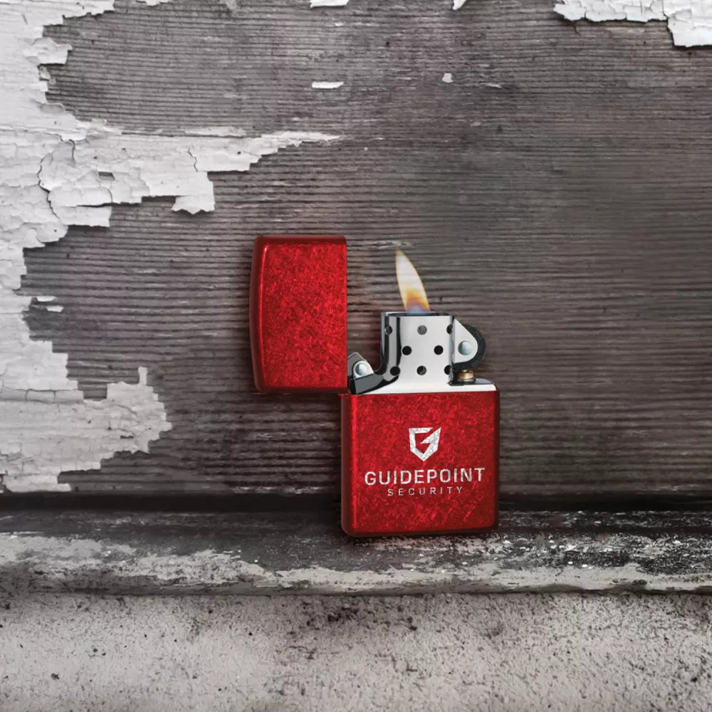 Briquet coupe-vent Zippo® Classic Candy Apple Red™