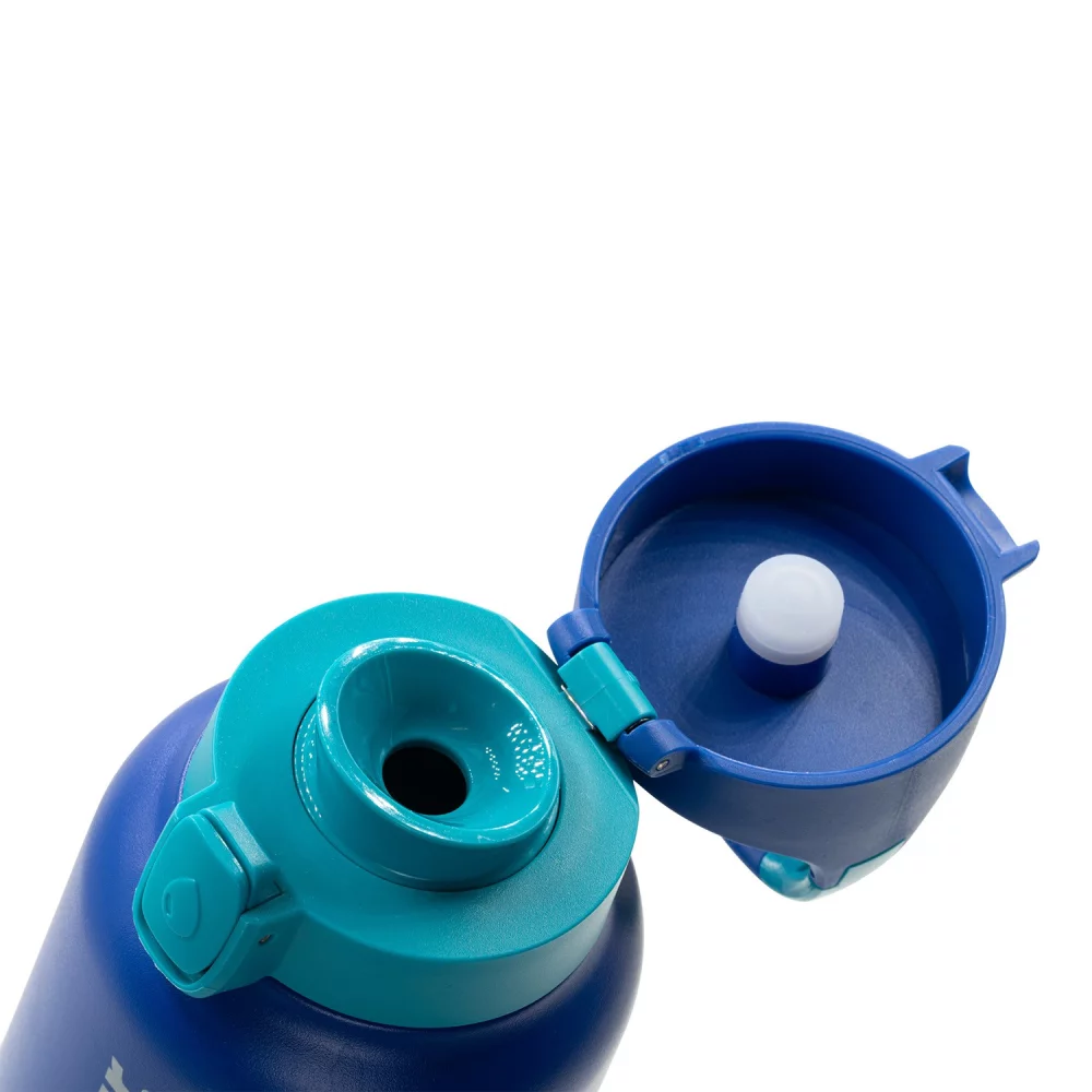 Bouteille d'eau isolée Vapur® Chill 20 oz bleu amiral avec finitions en turquoise Malibu
