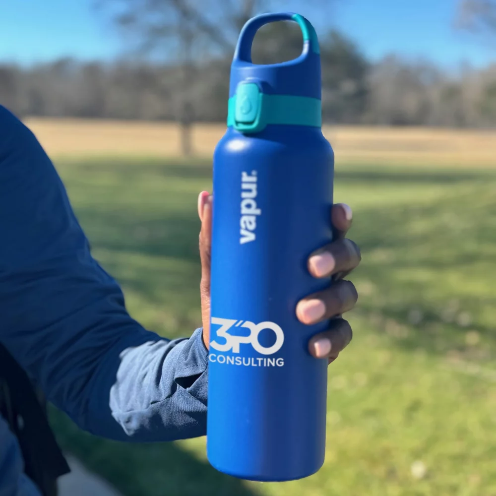 Vapur® Chill 20oz Insulated Water Bottle Admiral Blue with Malibu Teal Trim