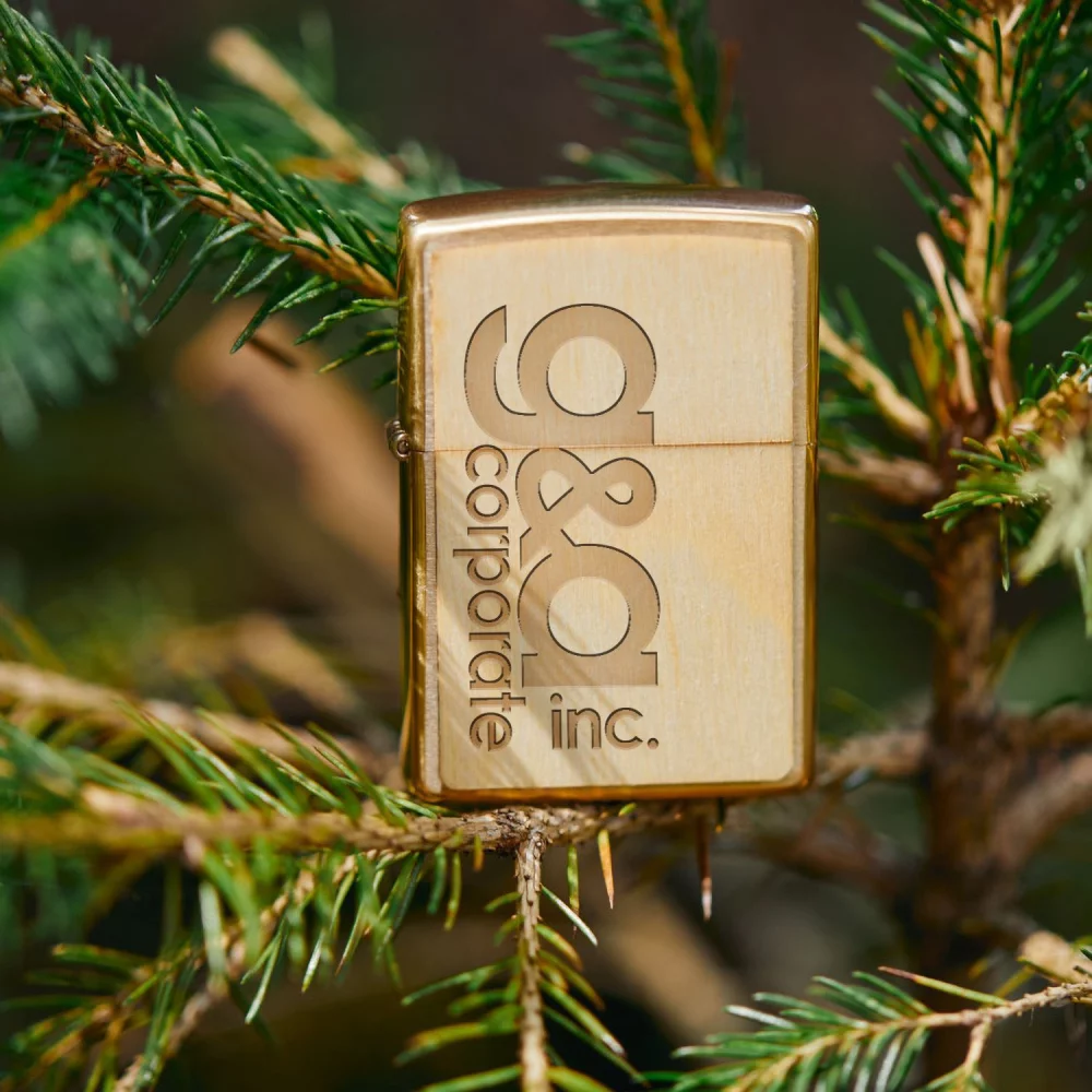 Briquet coupe-vent Zippo® Woodchuck USA en bouleau de l'Amérique.