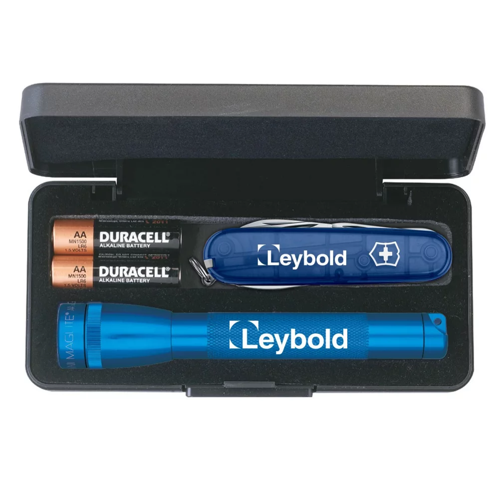 Mini Maglite® avec grand couteau suisse Victorinox®.