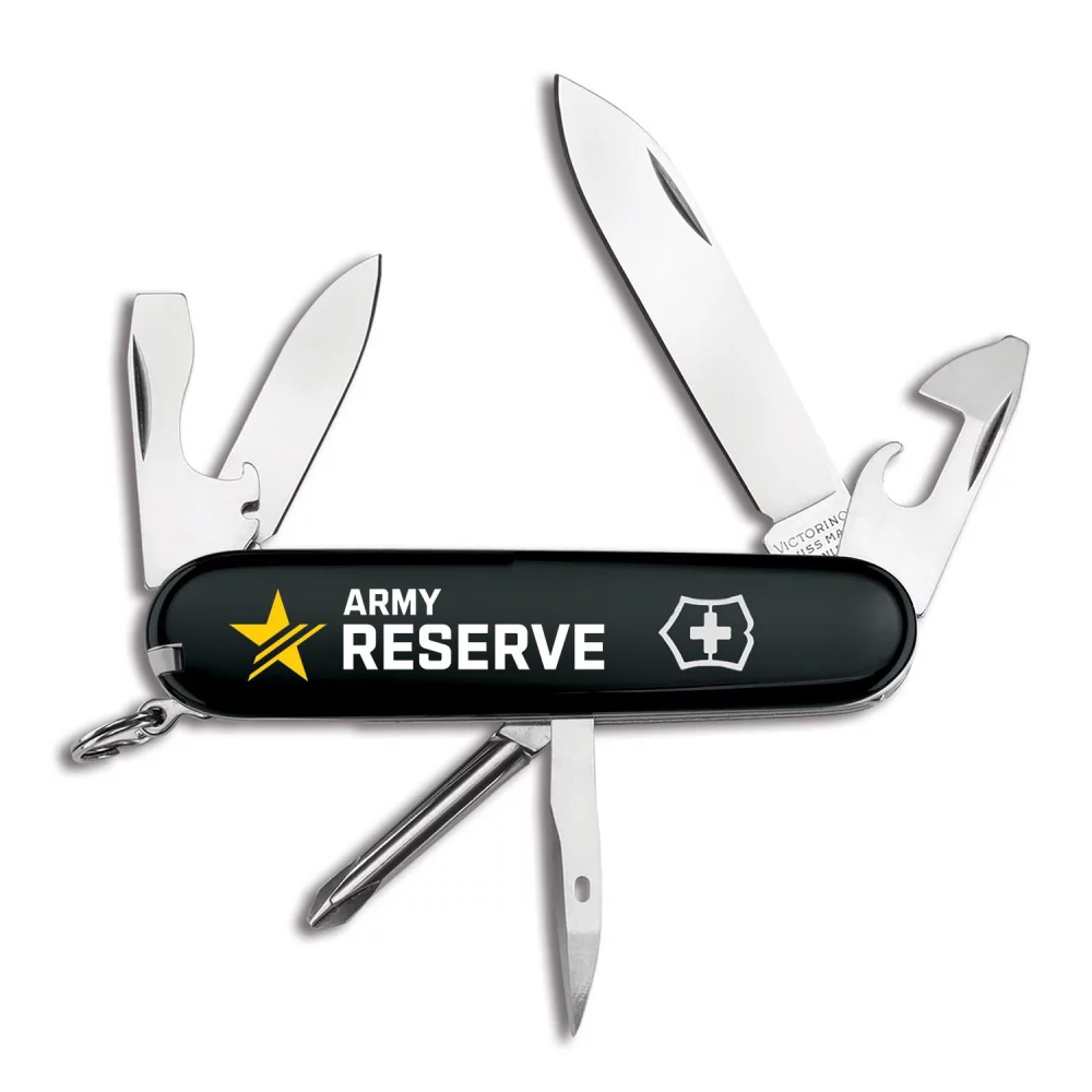 Mini Maglite® avec grand couteau suisse Victorinox®.