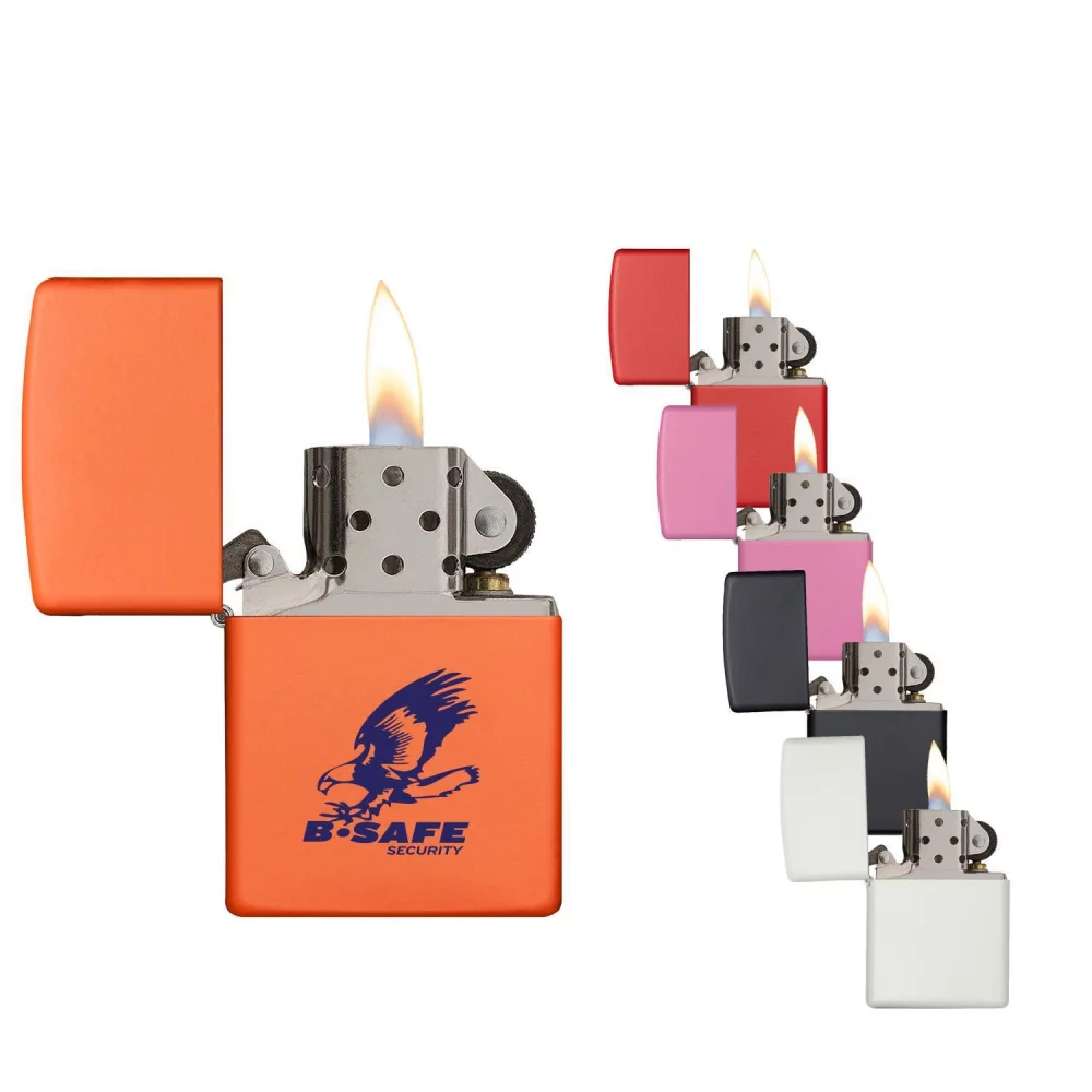 Les briquets Zippo® coupe-vent de couleur mate.