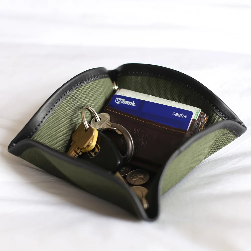 Duluth Pack™ Canvas Travel Valet