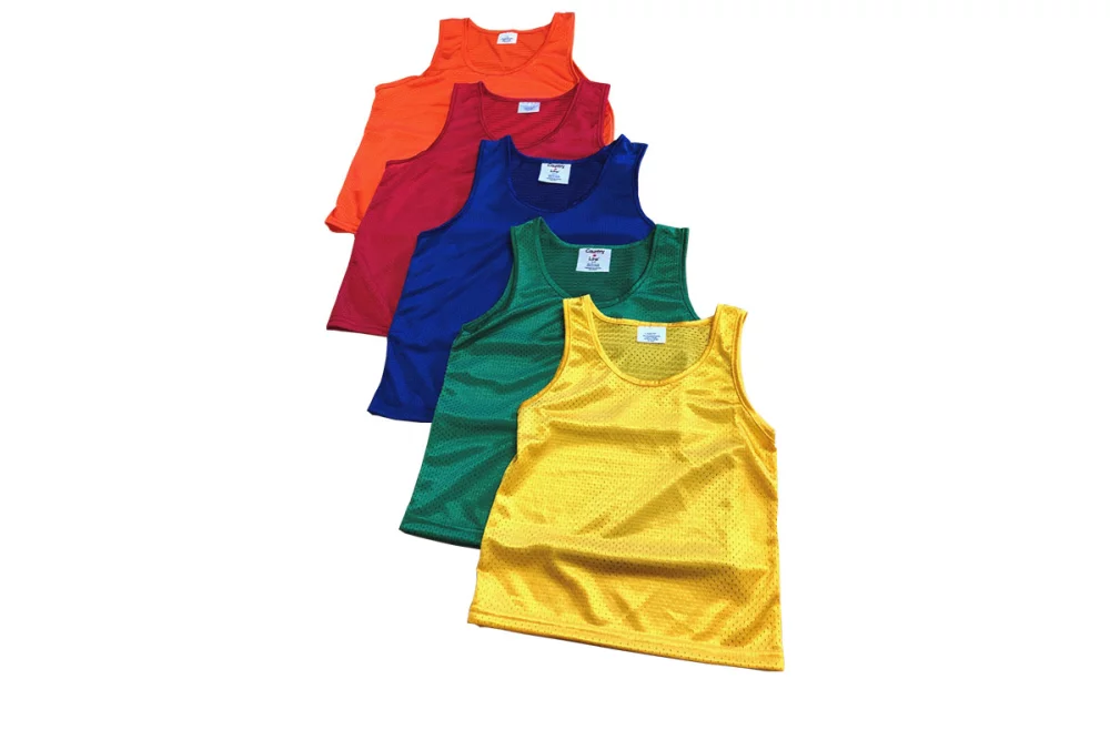 Pinnies de sport de luxe pour jeunes fabriqués au Canada