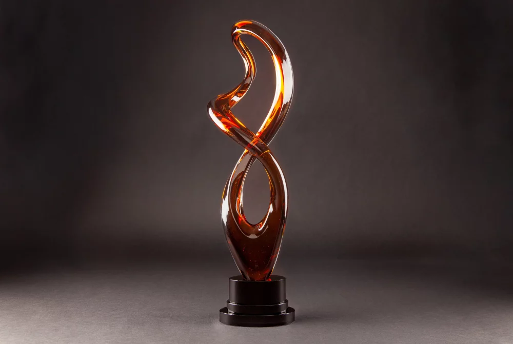 Sculpture en verre d'art Maldia Gold avec base