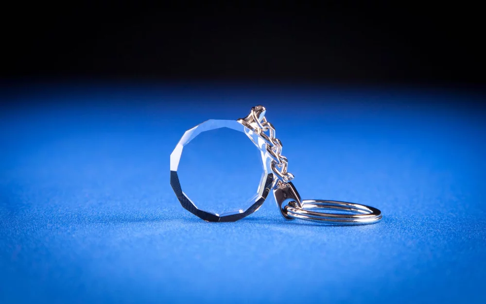 Porte-clés en cristal en forme de cercle 1 1/4 x 1/2"