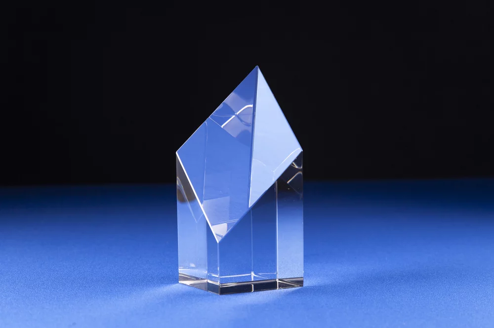 Prix en diamant sculpté en sable de cristal (6 x 2 1/2 x 2 1/2")